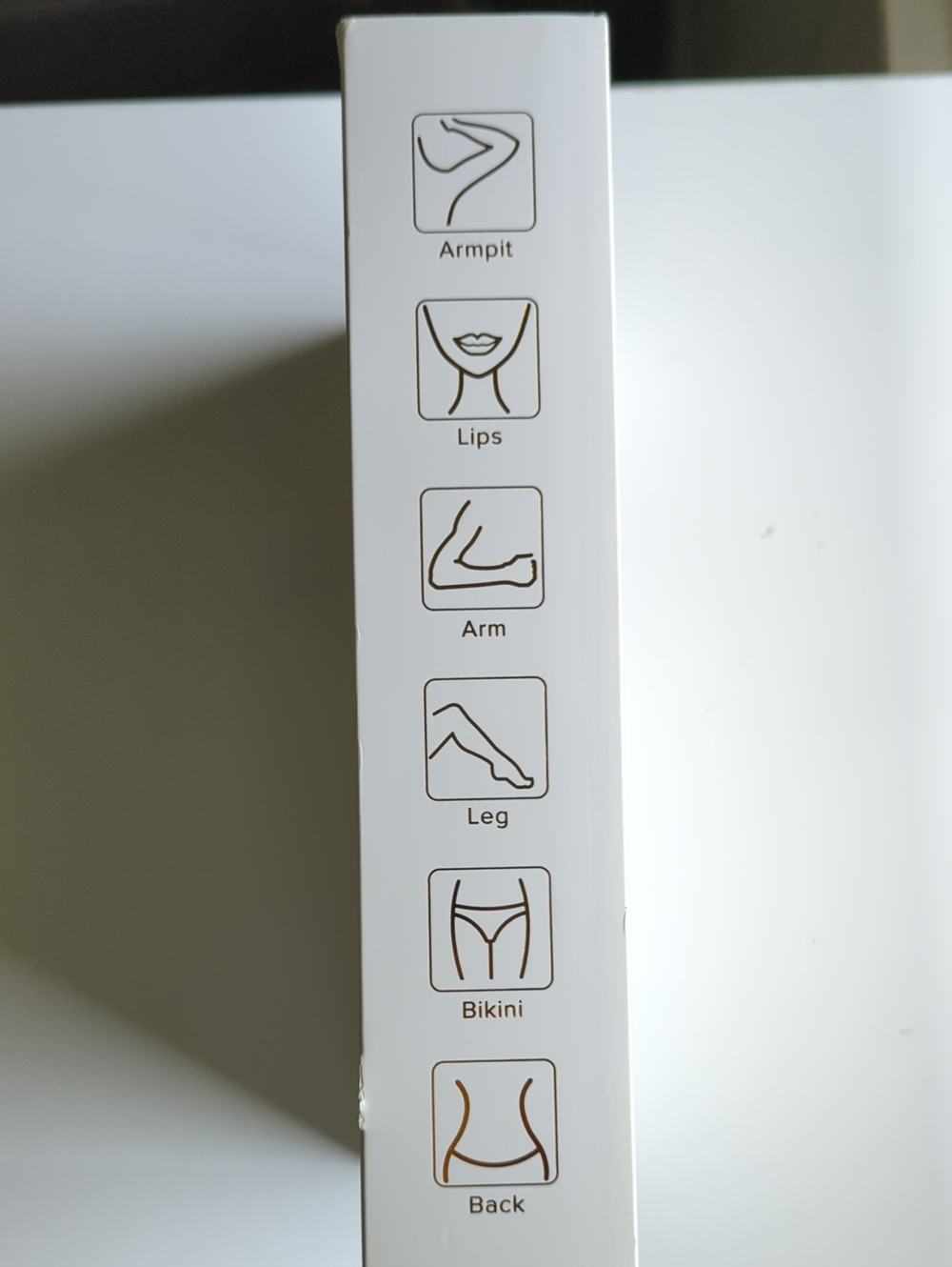 IPL Handheld Hair Removal Device - Picture 4 of 5